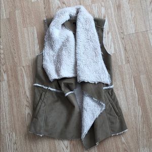 Sherpa lined vest